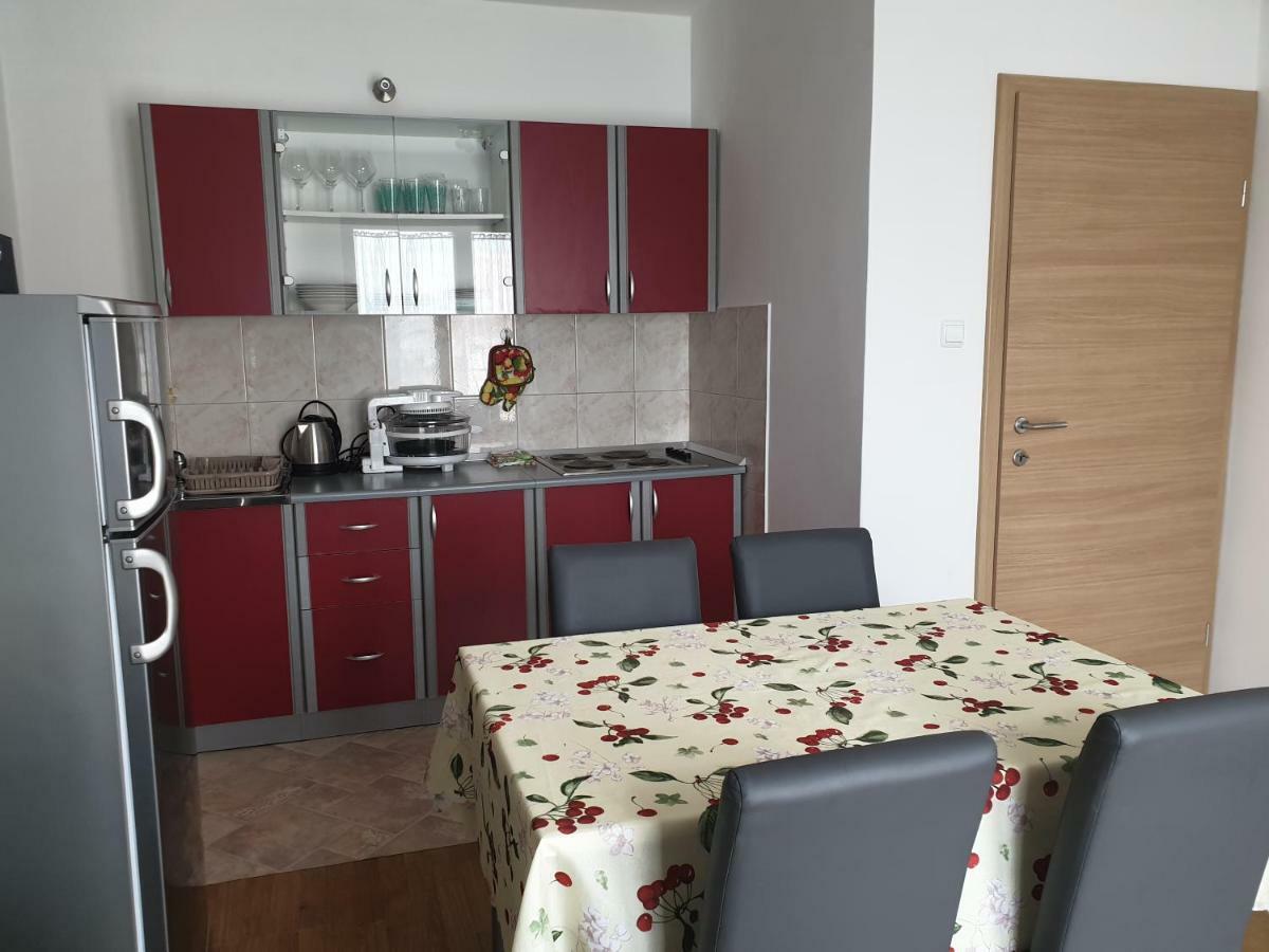 Apartman Broznic Šilo Eksteriør billede