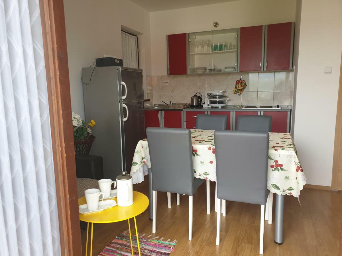 Apartman Broznic Šilo Eksteriør billede
